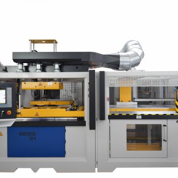 VAK Ts1 s&nbsp;podavačem